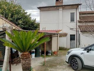 Casa indipendente in vendita a cortona tavarnelle