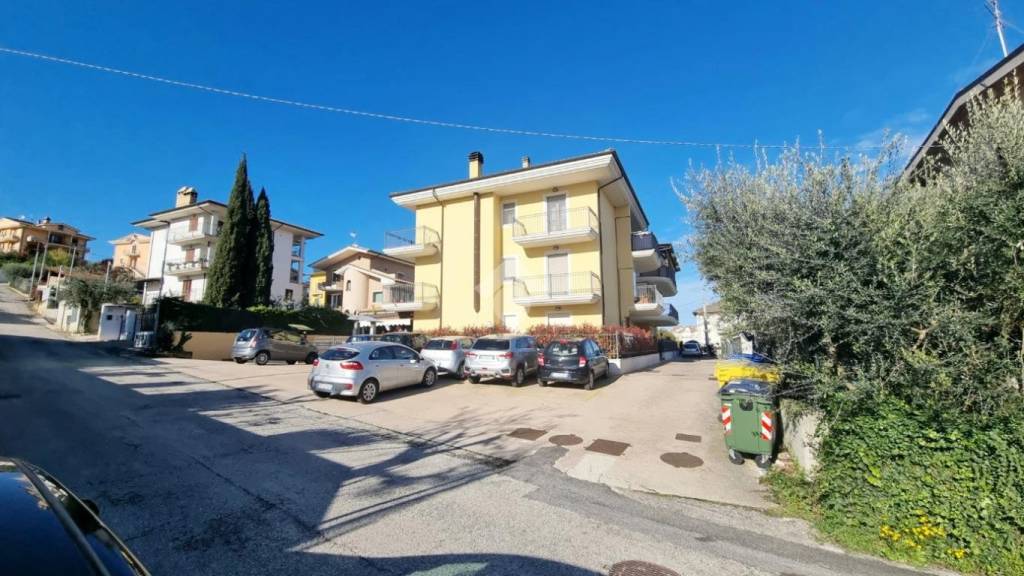 immagine annuncio 1 di 14