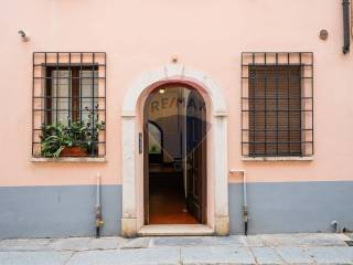 Attico in vendita a mantova vicolo sant'anna, 1