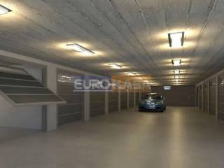 Garage in vendita a osio sotto via g. leopardi