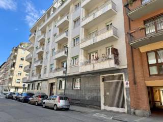Garage in vendita a torino via cassini, 63