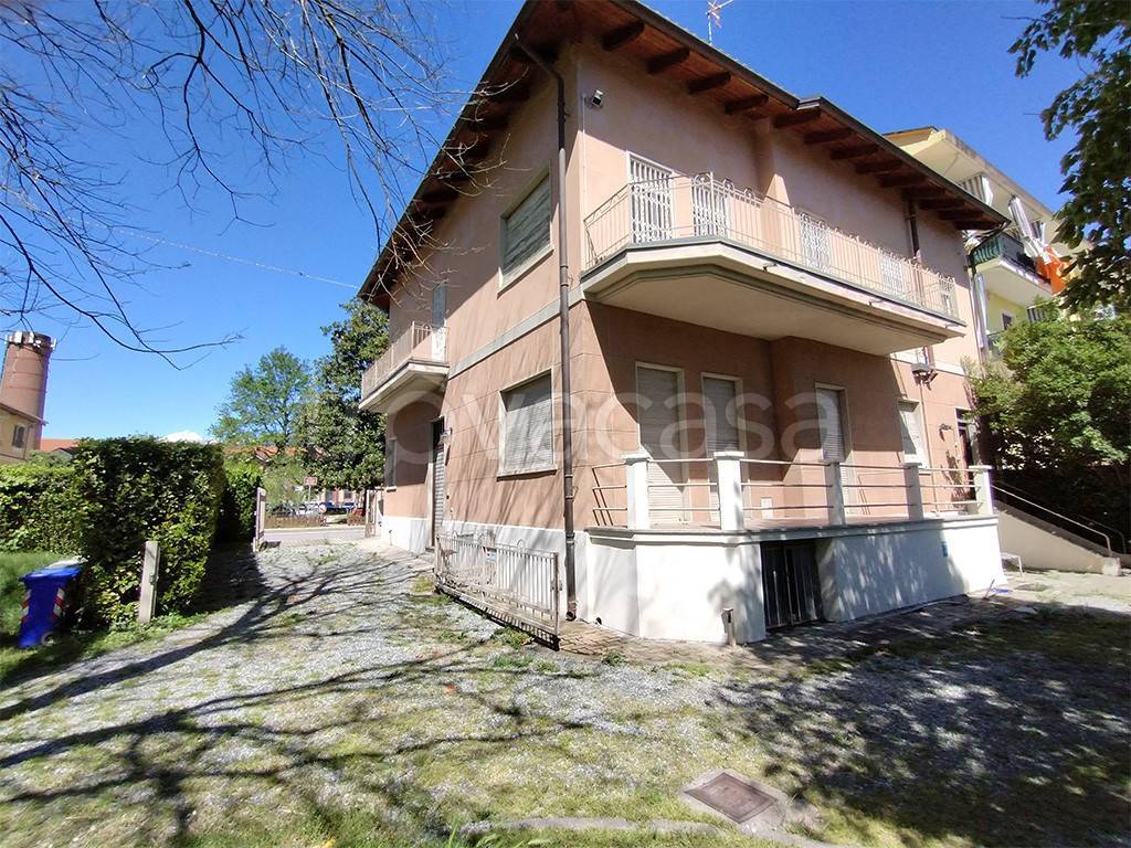 immagine annuncio 1 di 12