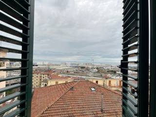 Appartamento in vendita ad ancona via lamaticci