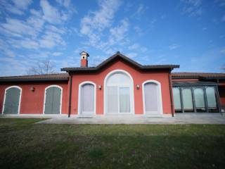Villa in vendita a bogogno via sant'isidoro