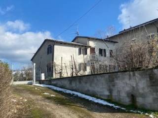 Casa indipendente in in vendita da privato a lesignano de' bagni via del fienile, 1