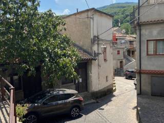 Casa indipendente in in vendita da privato a davoli via cesare battisti, 35