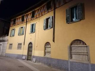 Appartamento in in vendita da privato ad alzano lombardo via guglielmo marconi, 12