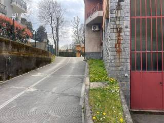 Garage in vendita a besana in brianza via dante alighieri, 34