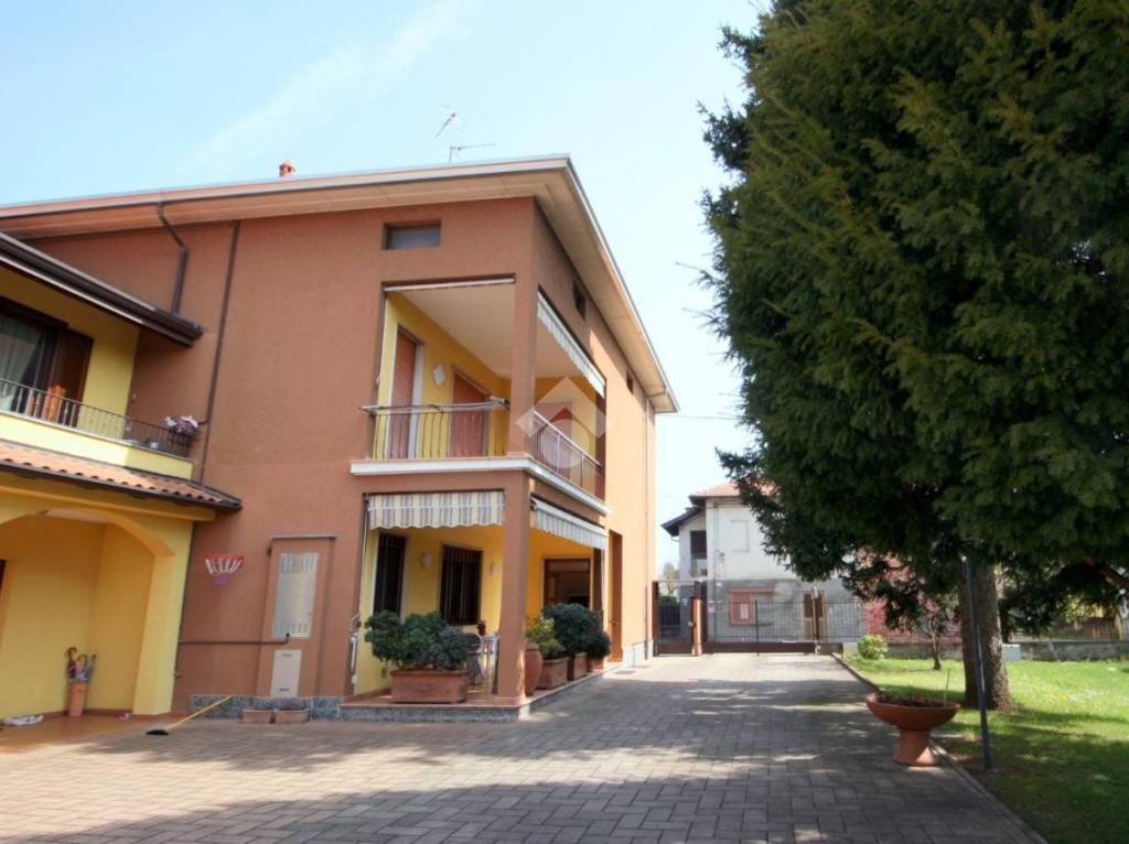 immagine annuncio 1 di 15