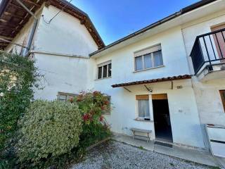 Villa bifamiliare in vendita a san giovanni al natisone 