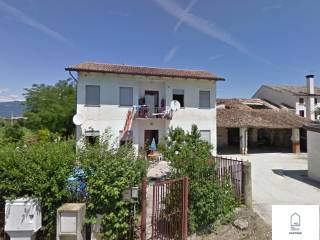 Villa all'asta a loria via cacciatora, 26