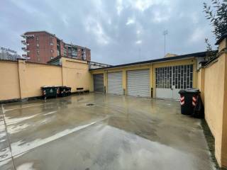 Garage in vendita a torino corso vercelli, 382