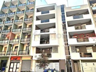 Appartamento in vendita a bari via re david