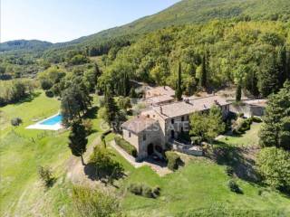 Appartamento in vendita a cetona 