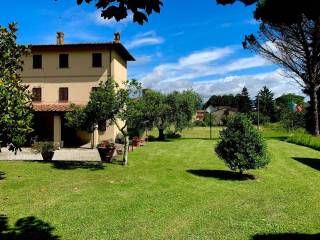 Colonica in in affitto da privato a lucca via della romagna, 174