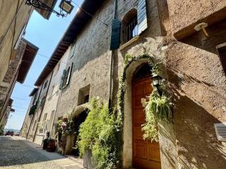 Casa indipendente in vendita a bedizzole via averoldi, 15