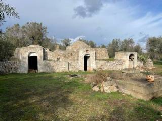 Trullo in vendita a san michele salentino contrada sardella