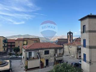 Appartamento in vendita a bronte via antonino grassia, 33