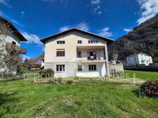 Casa indipendente in vendita a novate mezzola via nazionale campo, 293