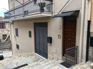 Appartamento in vendita a caccamo via cairoli, 2