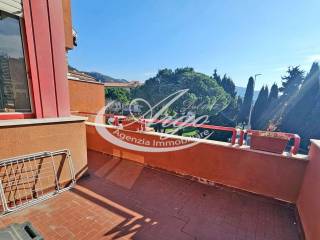 Appartamento in vendita a lerici 