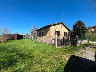 Villa in vendita a cetona via maltaiolo astrone