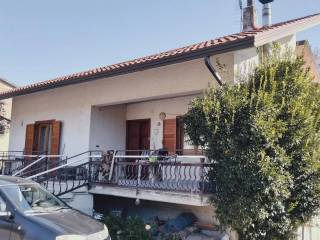 Villa in vendita ad altavilla irpina contrada toro s.n.c.