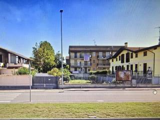 Mansarda in affitto a parona via 4 novembre