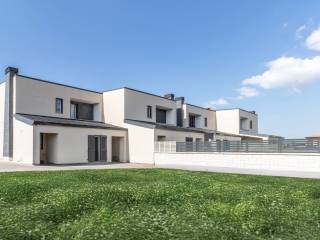 Villa a schiera in vendita ad albano laziale via di muro bianco