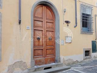 Casa indipendente in vendita a foiano della chiana via ricasoli, 66
