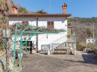 Villa in vendita a trieste via del sommacco, 14