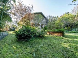 Villa in vendita a bagnolo in piano via alta, 35
