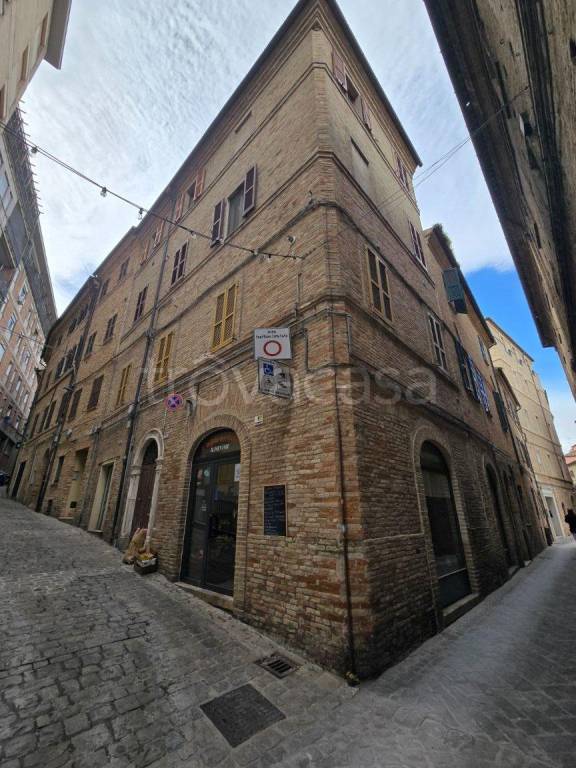 immagine annuncio 13 di 14