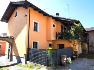 Casa indipendente in vendita a gaglianico via carlo felice trossi, 136