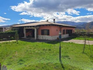Villa a schiera in vendita a vinchiaturo via la grande quercia nuova