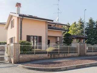 Villa in vendita ad albiate via piave