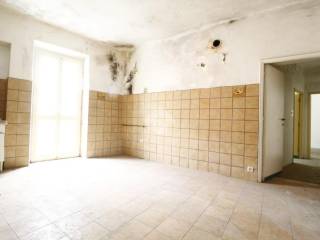 Appartamento in vendita a cellere piazza fanti, 3