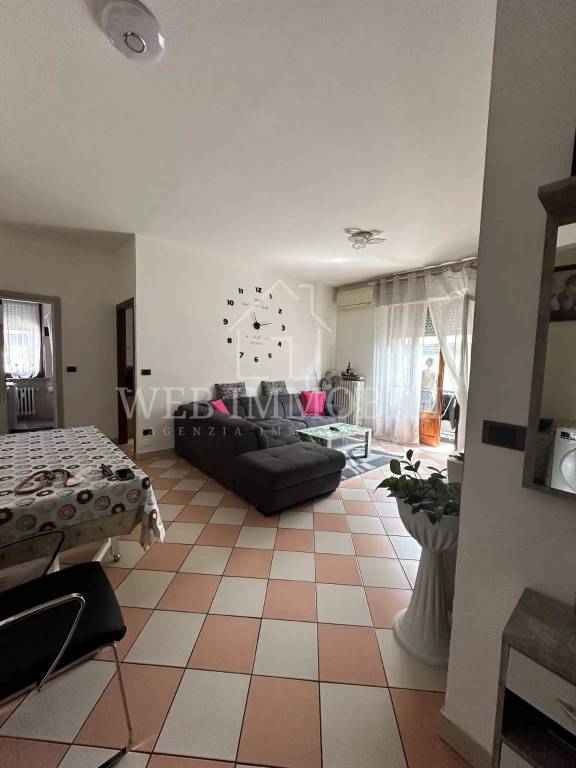 immagine annuncio 1 di 14