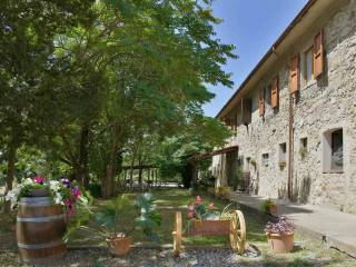 Casale in vendita a riparbella 