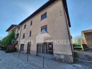 Casa indipendente in vendita a dubino via spluga, 45