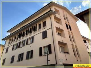 Appartamento in affitto a bergamo via san bernardino, 35