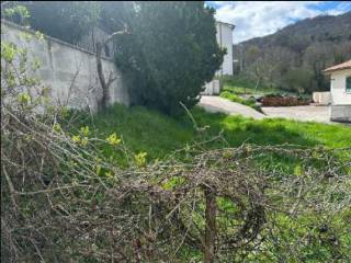 Terreno agricolo all'asta a colle di tora colle di tora