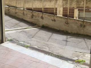 Garage in vendita a salerno via clemente mauro, 34