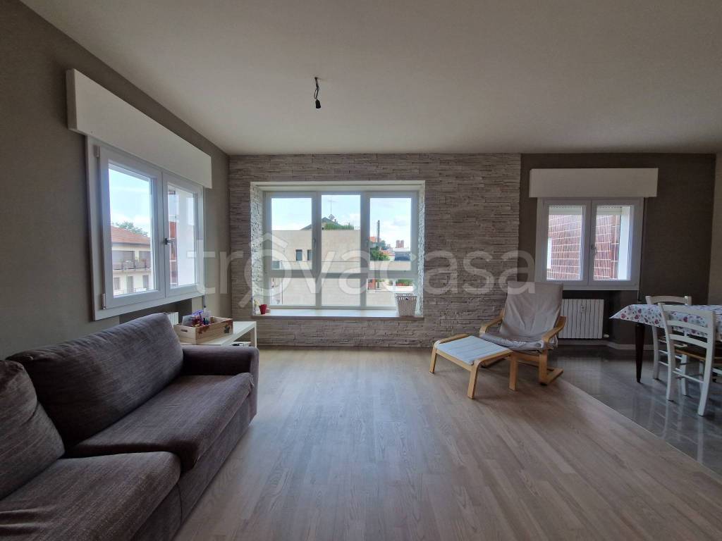 immagine annuncio 1 di 13