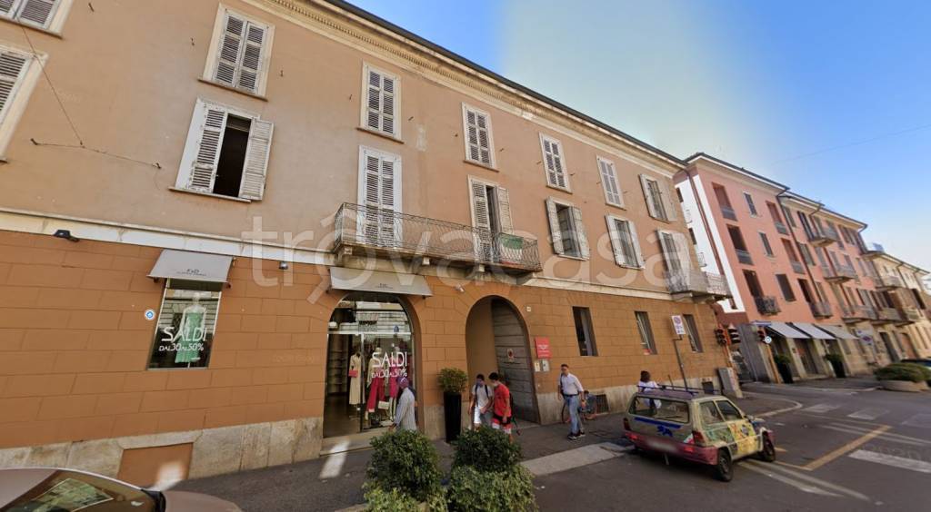 appartamento in affitto a Lodi in zona Centro Storico