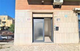 Garage in vendita a fermo località campiglione - via prosperi 33a/33b