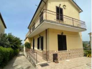 Appartamento all'asta a bonito viale della vittoria, 191