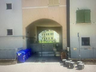 Garage in affitto a parma via trieste, 3/1