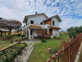 Villa in vendita a costanzana via desana, 44
