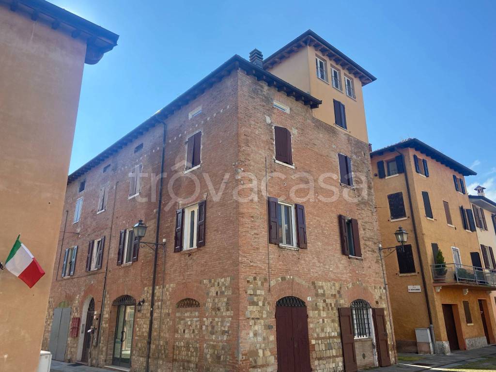 immagine annuncio 1 di 15